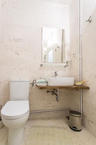 5-bath-IMG 6462 800x1200
